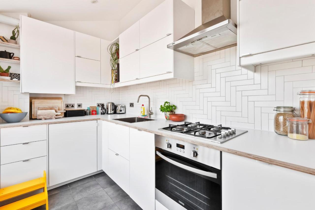 Stunning 2-bed Flat W/balcony In Dalston Appartamento Londra