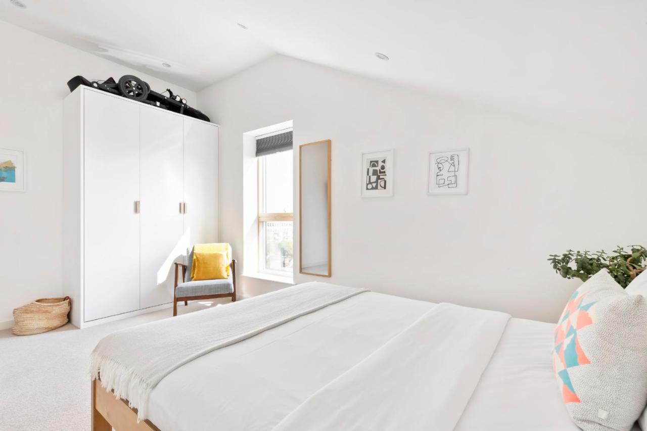 Stunning 2-bed Flat W/balcony In Dalston Appartamento