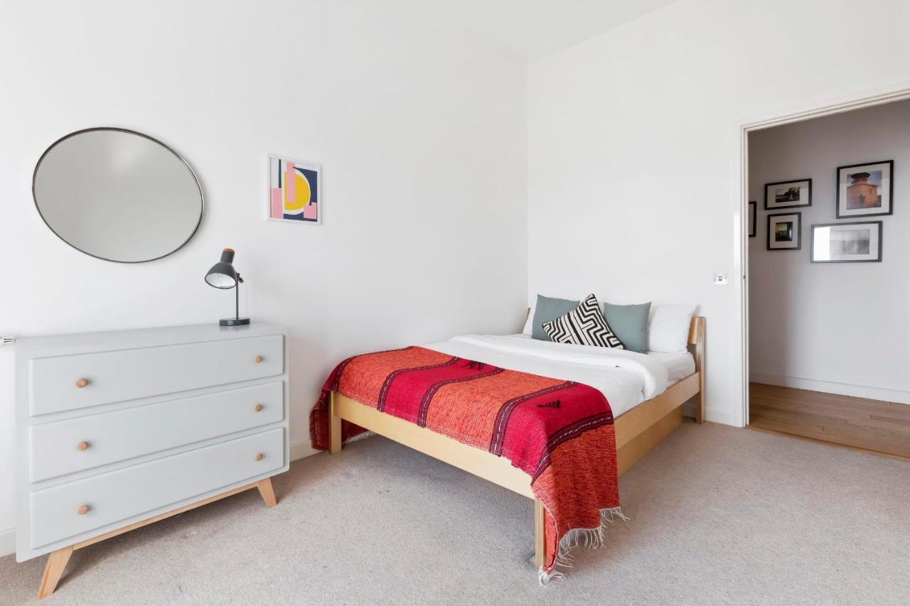 Stunning 2-bed Flat W/balcony In Dalston Appartamento